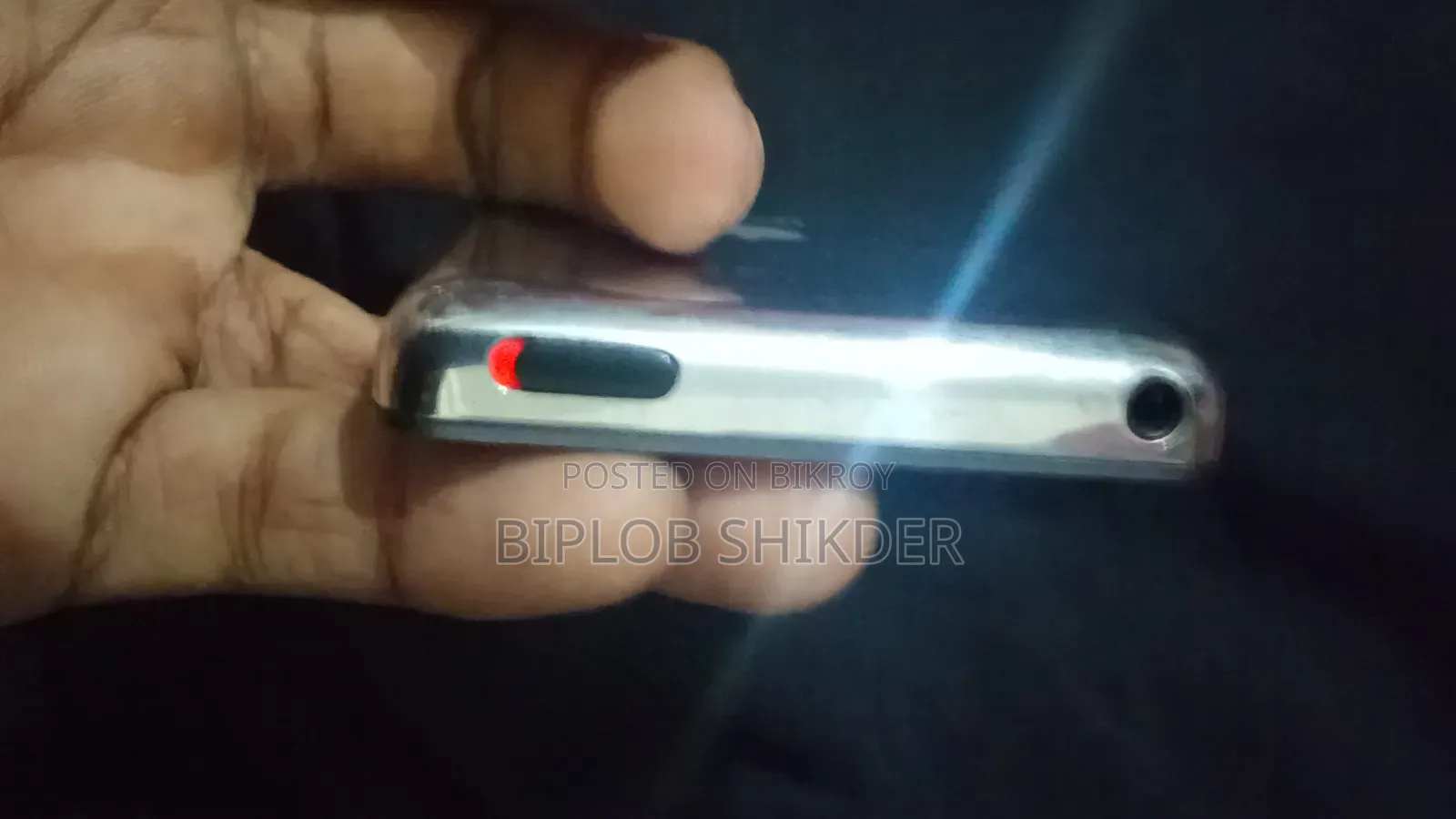 অ্যাপল ১২৮ জিবি সিলভার