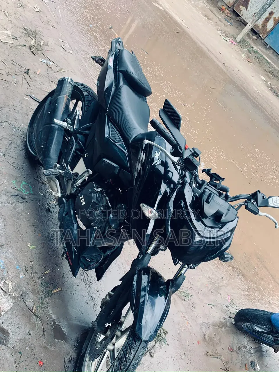টিভিএস আপাচি আরটিআর ১৬০ ৪ভি ২০১৯ ব্ল্যাক