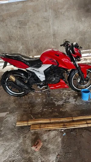 টিভিএস আপাচি আরটিআর ১৬০ ৪ভি ২০১৯ লাল