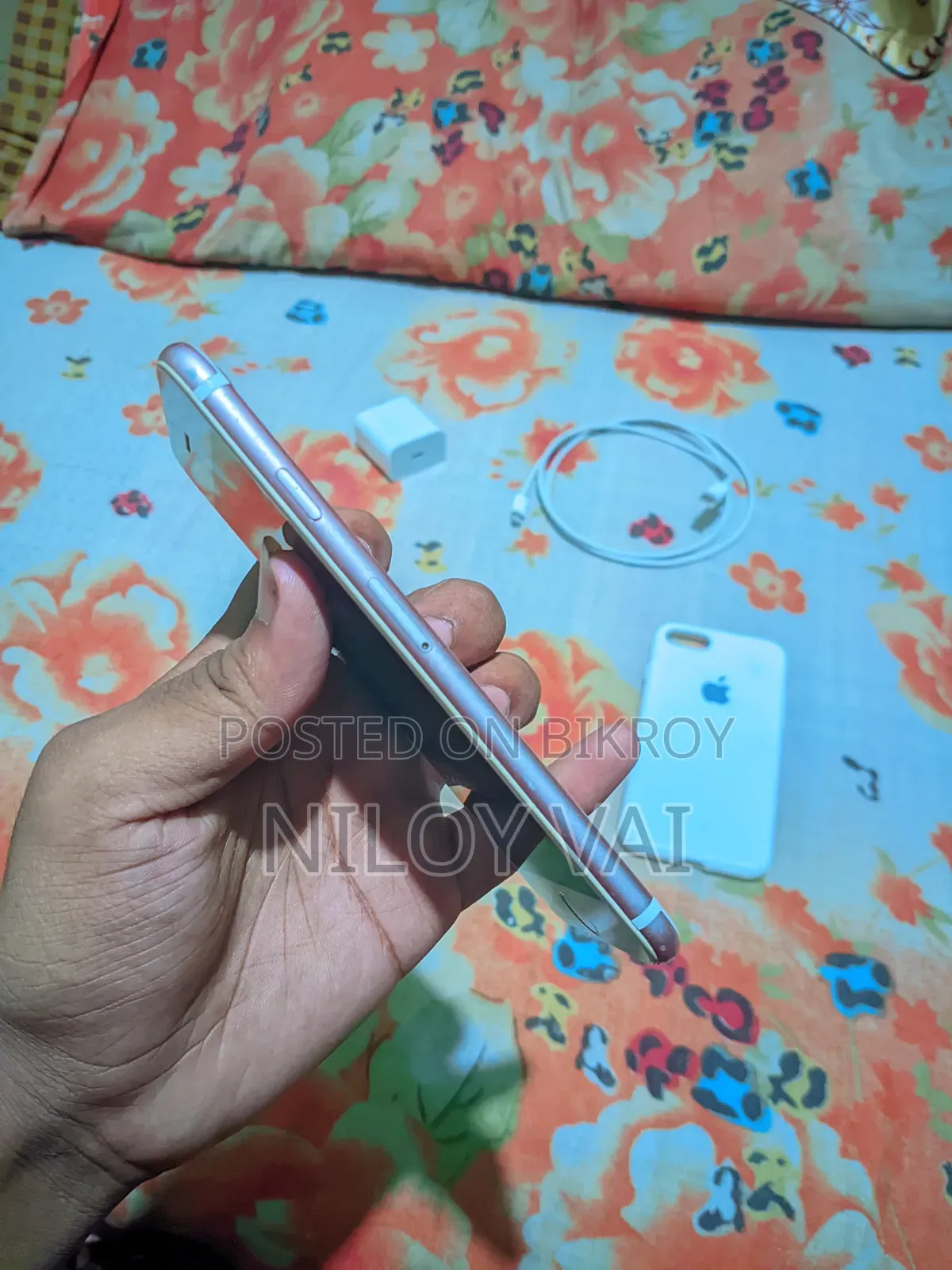 New Apple iPhone 7 32 GB Rose Gold