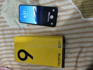Realme 9 5G (India) 128 GB Black
