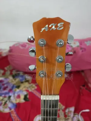 Axe AG 51-N Guitar