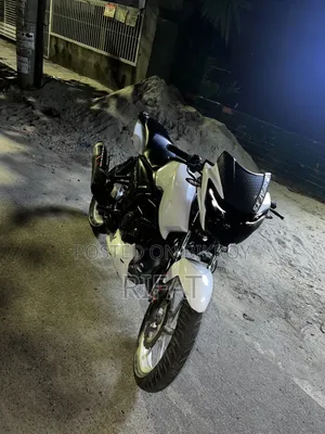 TVS Apache RTR 160 2V 2015 White