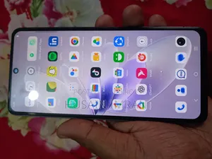 Vivo V27e 256 GB Silver