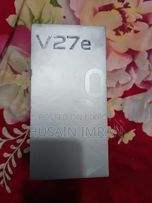 Vivo V27e 256 GB Silver