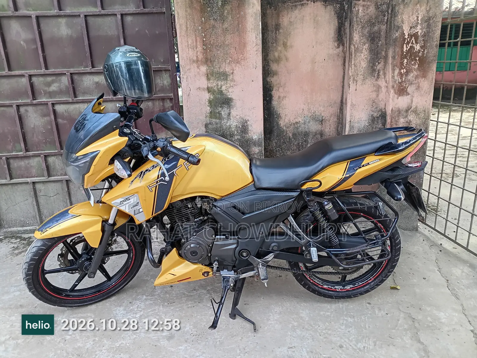 TVS 2015 Yellow