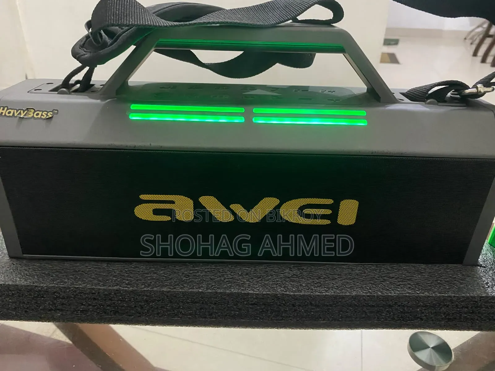 Awei KT8 Karaoke Wireless Speaker With Dual Microphone & Remote