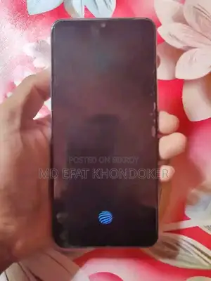 iQOO 128 GB Silver