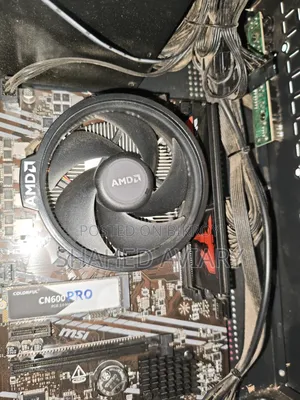 Desktop Computer MSI model 8GB AMD Ryzen 5 SSD 256GB