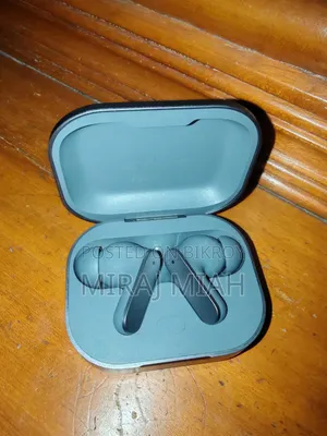 রিয়েলমি বাডস এয়ার ৮
