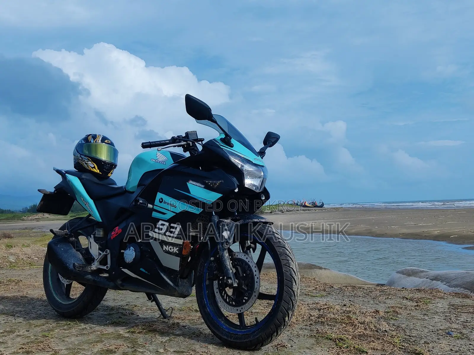 Honda CBR 2015 Blue