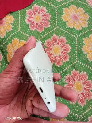রিয়েলমি নারজো ৫০আই ৩২ জিবি সবুজ