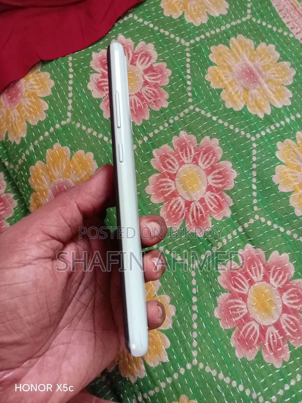 রিয়েলমি নারজো ৫০আই ৩২ জিবি সবুজ