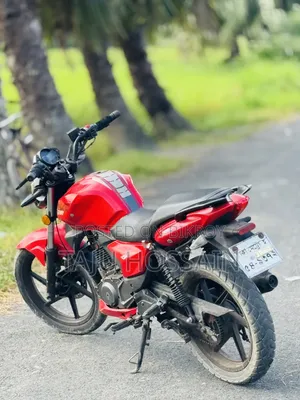 বেনেলি ২০১৭ রেড