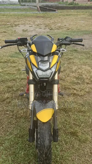 Runner Bolt 165R 2022 Black
