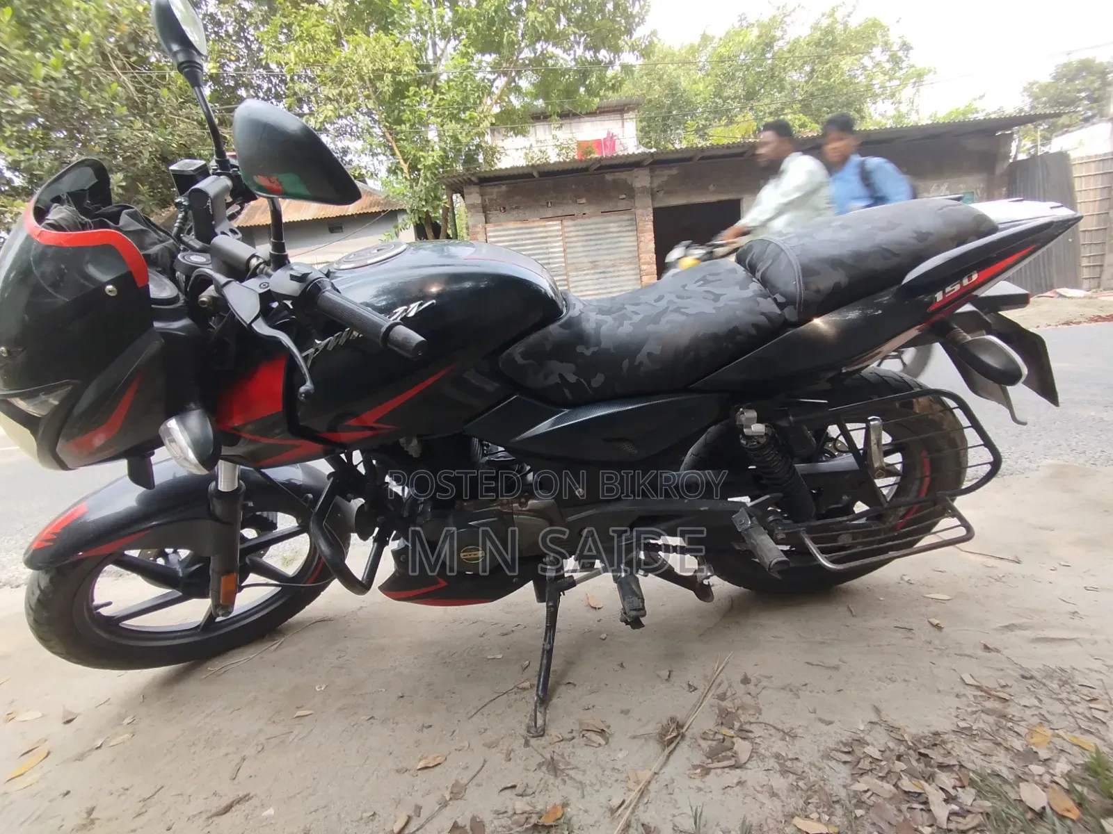 বাজাজ পালসার ১৫০ ২০২১ কালো