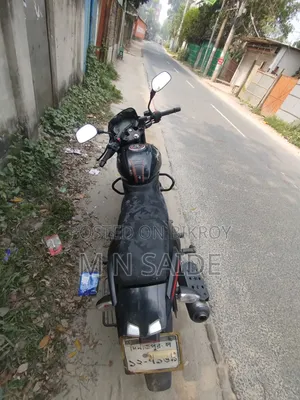 বাজাজ পালসার ১৫০ ২০২১ কালো