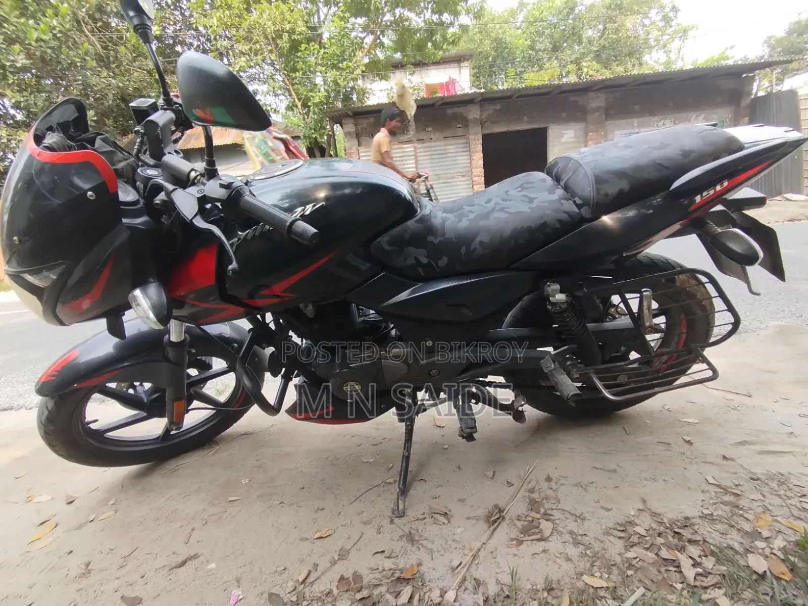 বাজাজ পালসার ১৫০ ২০২১ কালো
