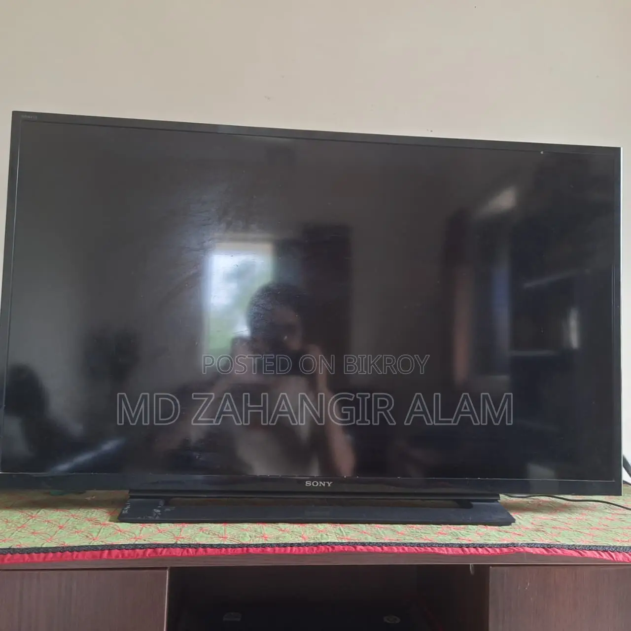 Sony Bravia 40-Inch LED TV