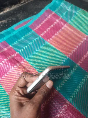 অ্যাপল আইফোন ১১ ১২৮ জিবি হোয়াইট