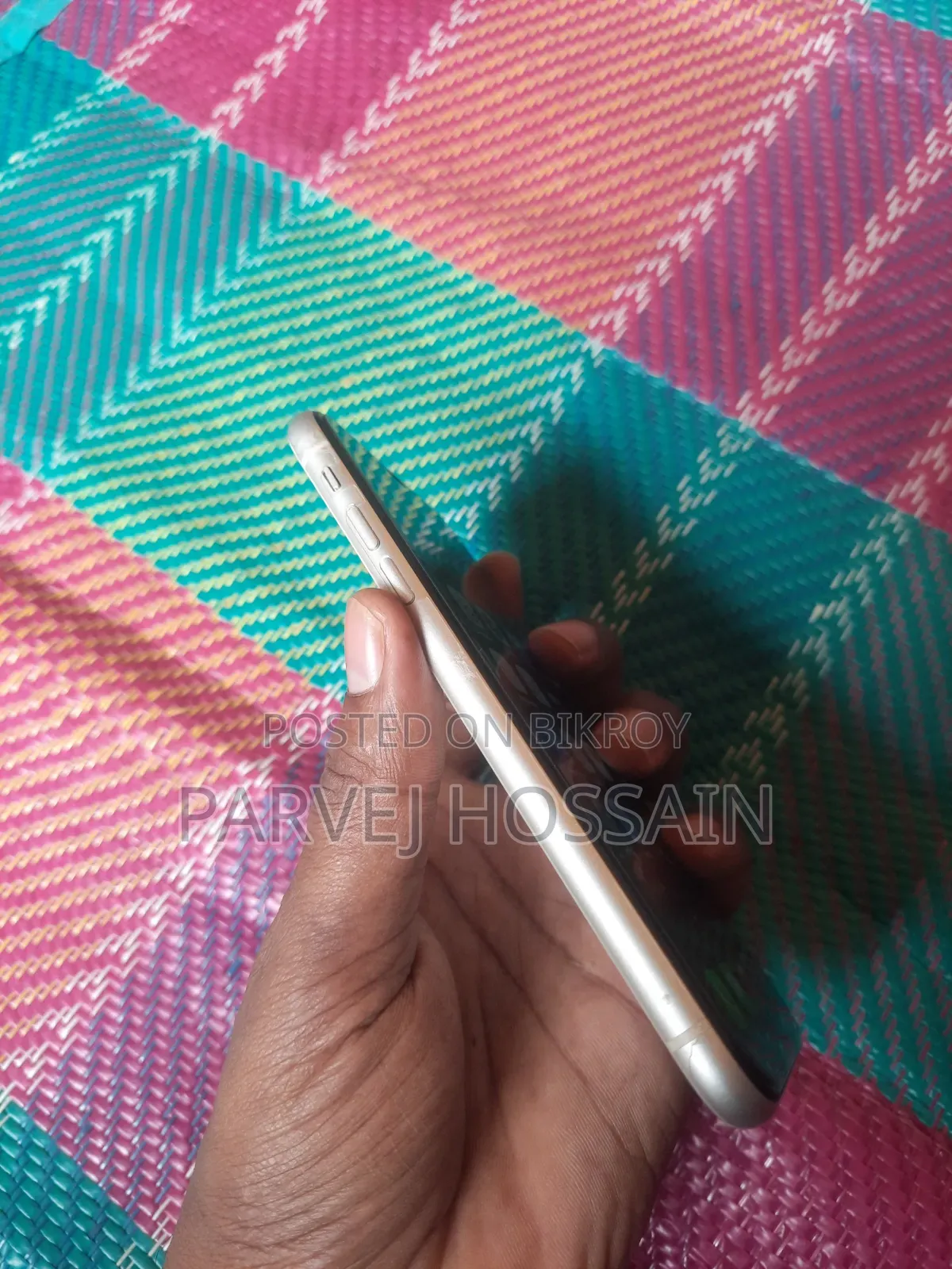 অ্যাপল আইফোন ১১ ১২৮ জিবি হোয়াইট