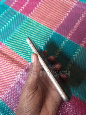 অ্যাপল আইফোন ১১ ১২৮ জিবি হোয়াইট