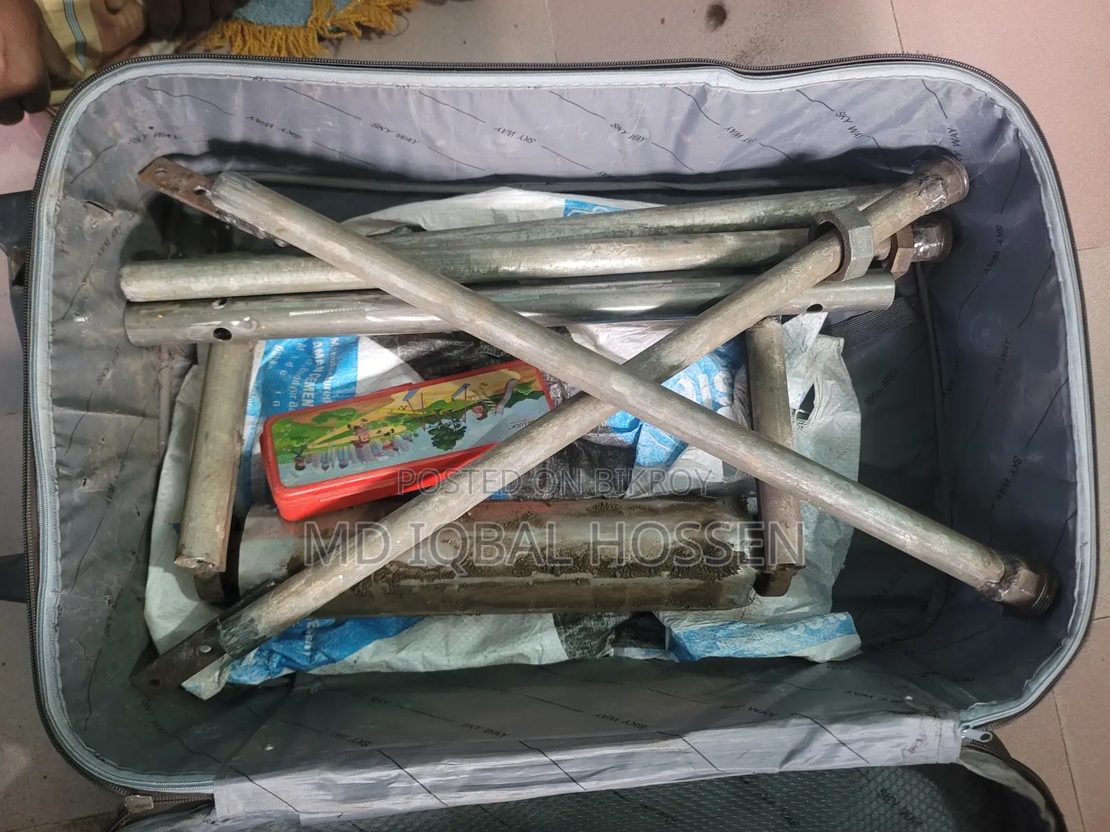 Magnetic Roller Iron Collector