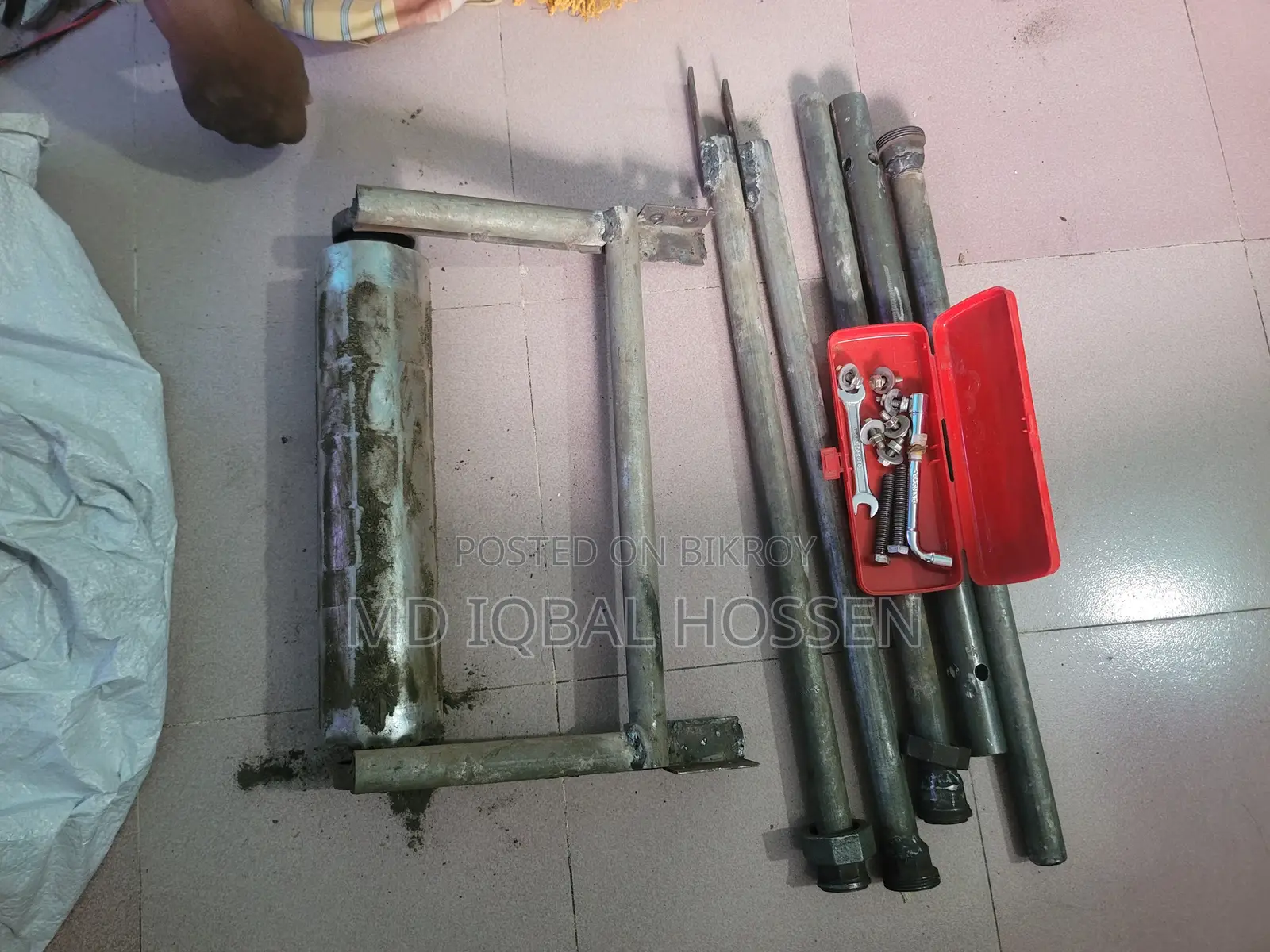 Magnetic Roller Iron Collector