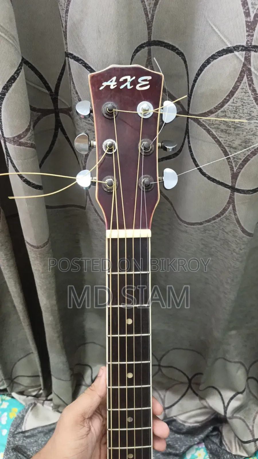 AXE 52c Guiter 🎸