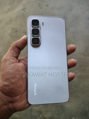 ইনফিনিক্স হট ৬০আই ১২৮ জিবি সিলভার