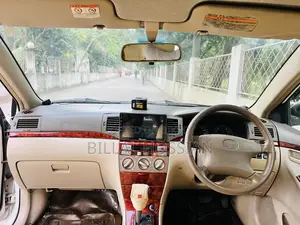 টয়োটা করোল্লা ২০০৫ সিলভার