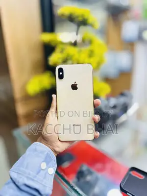 Mobile Phone 64 GB Gold