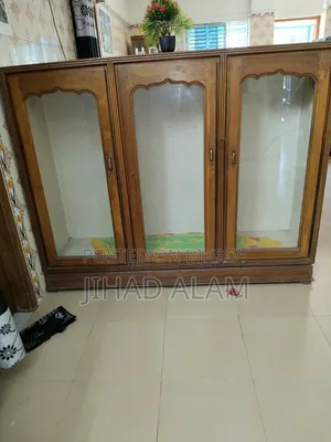ফার্নিচার বিক্রির জন্য