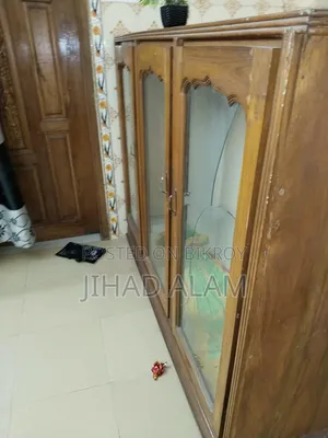ফার্নিচার বিক্রির জন্য