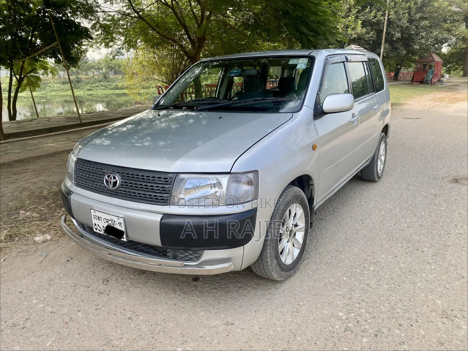 Toyota Probox 1.5 GL Two-Wheel Drive 2005 Silver