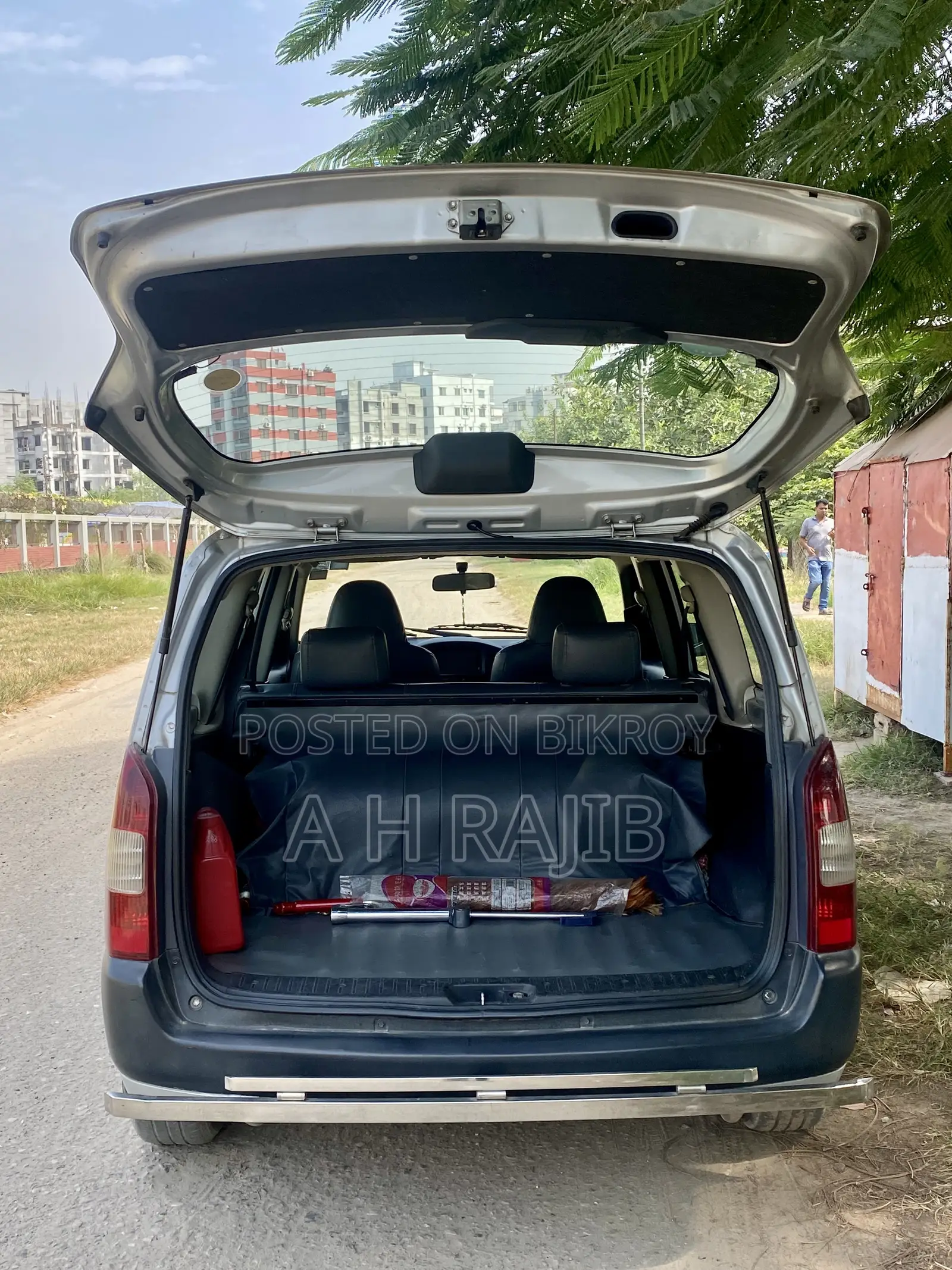 Toyota Probox 1.5 GL Two-Wheel Drive 2005 Silver