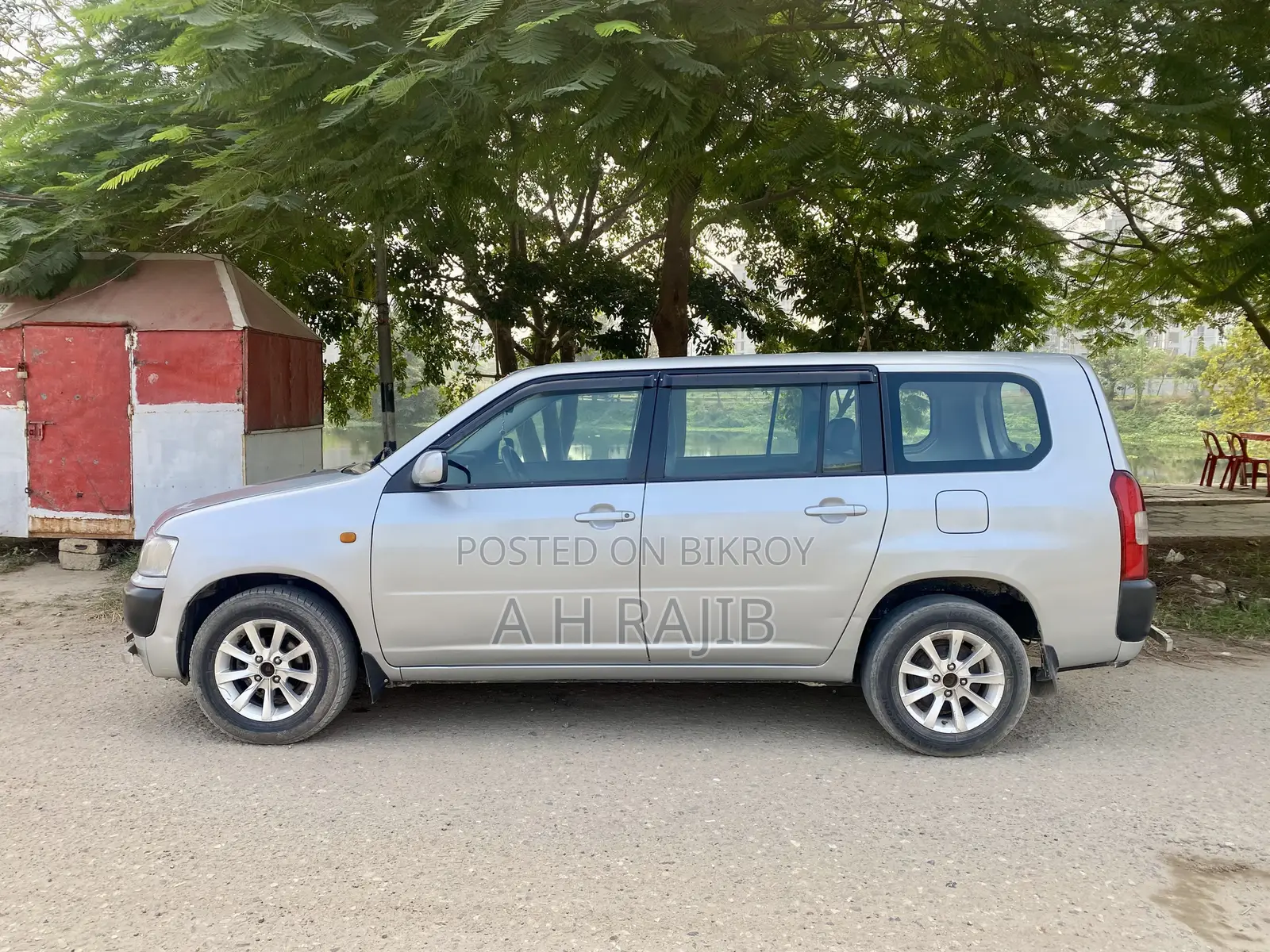 Toyota Probox 1.5 GL Two-Wheel Drive 2005 Silver