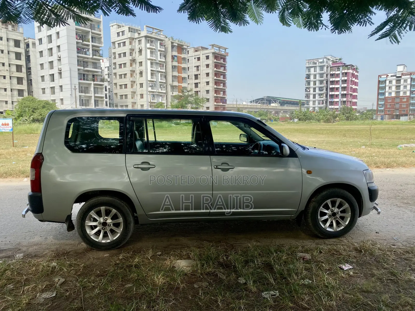 Toyota Probox 1.5 GL Two-Wheel Drive 2005 Silver