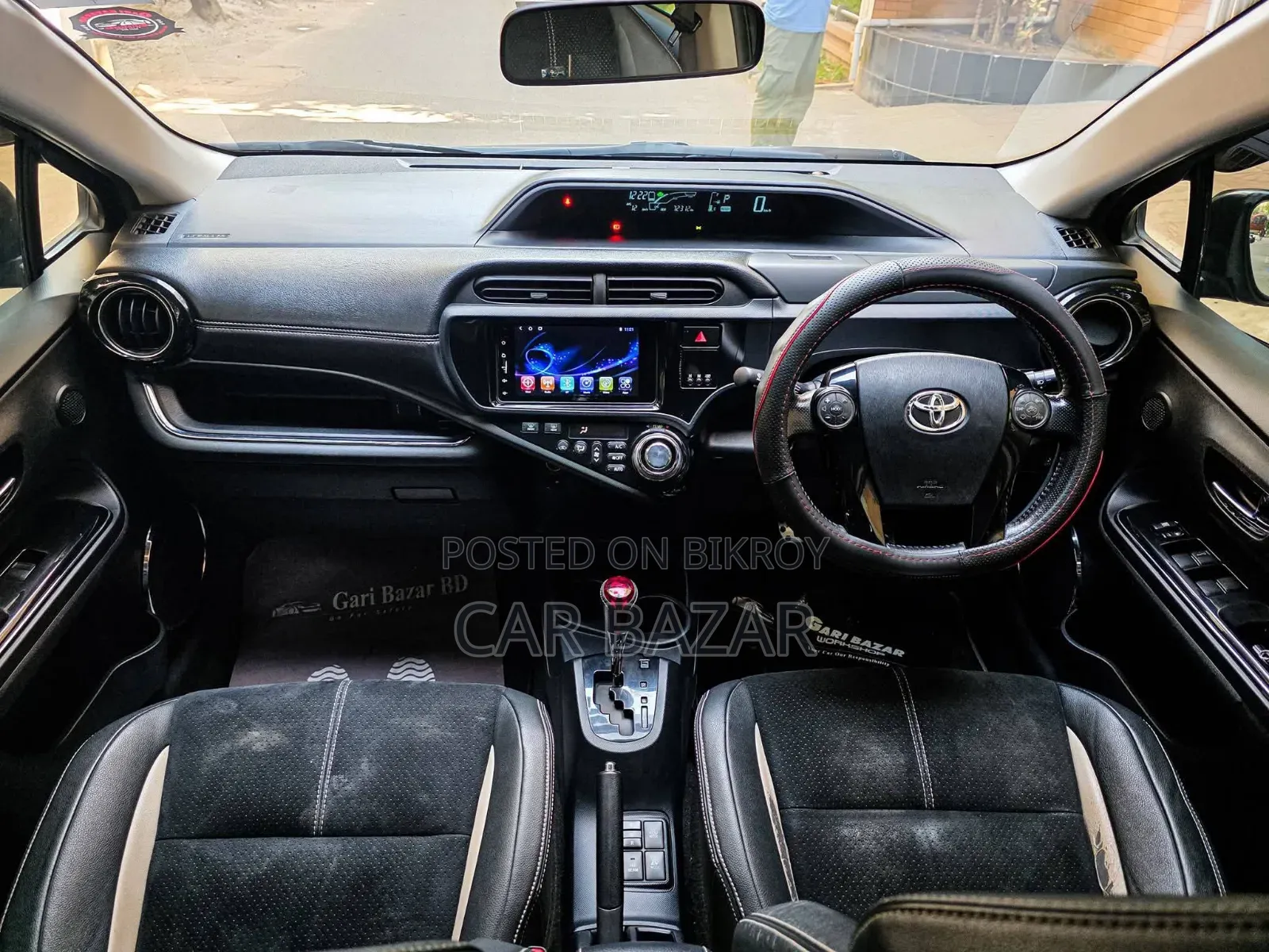 Toyota Aqua 2017 Black