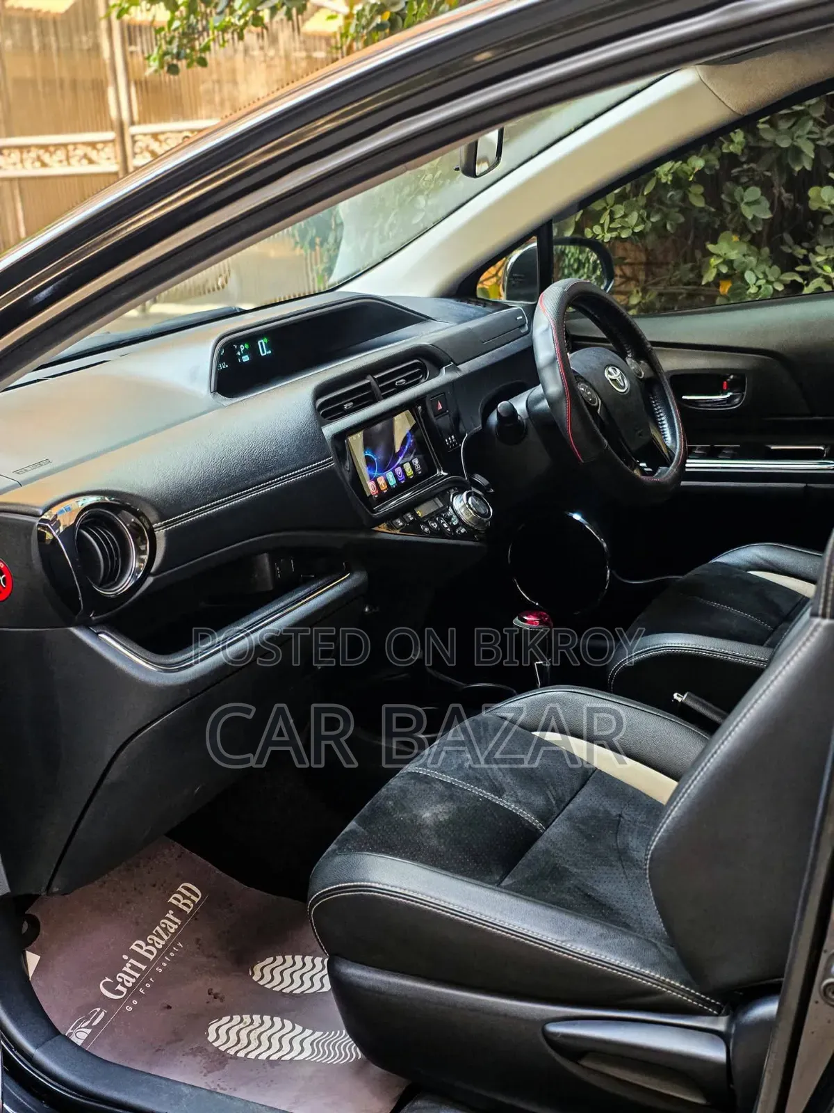 Toyota Aqua 2017 Black