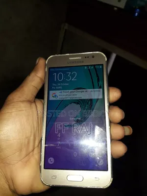 Samsung Galaxy J2 8 GB Gold