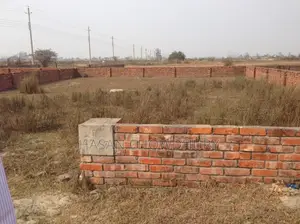 5 Katha South-Facing Plot for Sale in Bashundhara Block M
