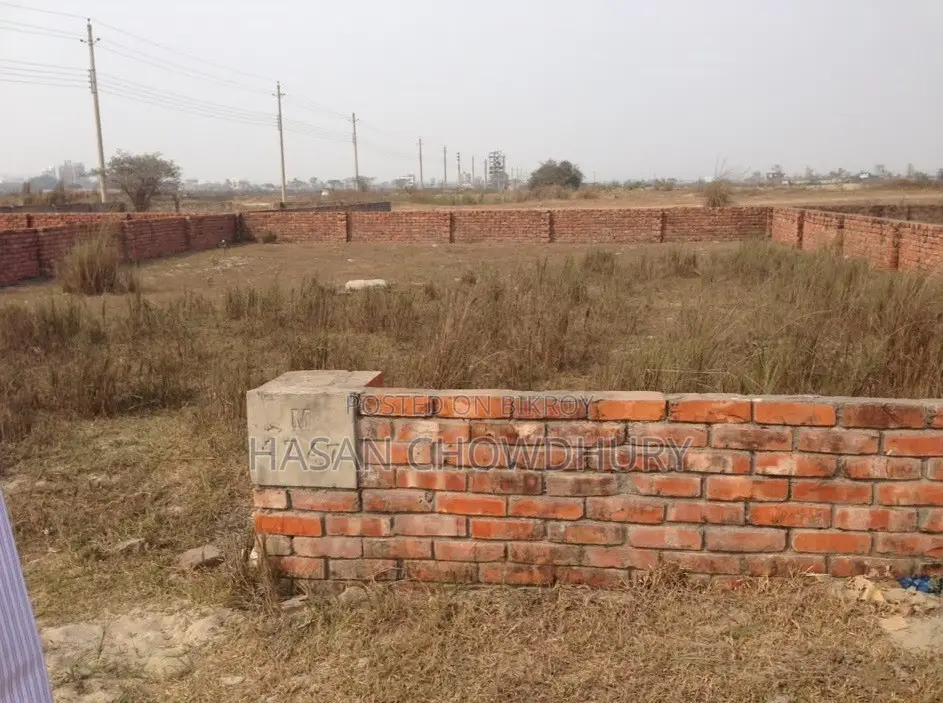 5 Katha South-Facing Plot for Sale in Bashundhara Block M