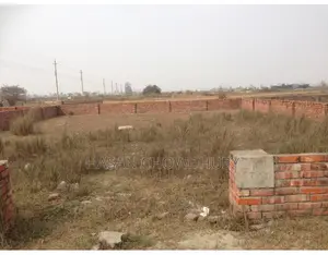 5 Katha South-Facing Plot for Sale in Bashundhara Block M