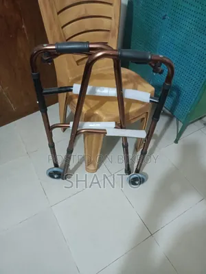 Foldable Walker for Patient
