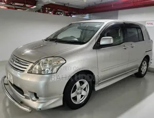 Toyota Raum 1.5 Four-Wheel Drive 2003 Silver