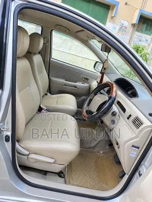 Toyota Raum 1.5 Four-Wheel Drive 2003 Silver