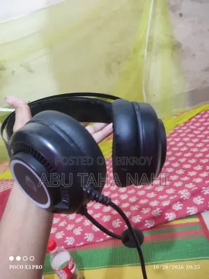 হেডফোন