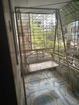 লোহার দোলনা বিক্রি