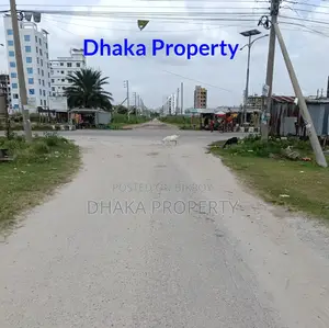 Close to 6 Avenue 3 Katha North at Sector-17/A